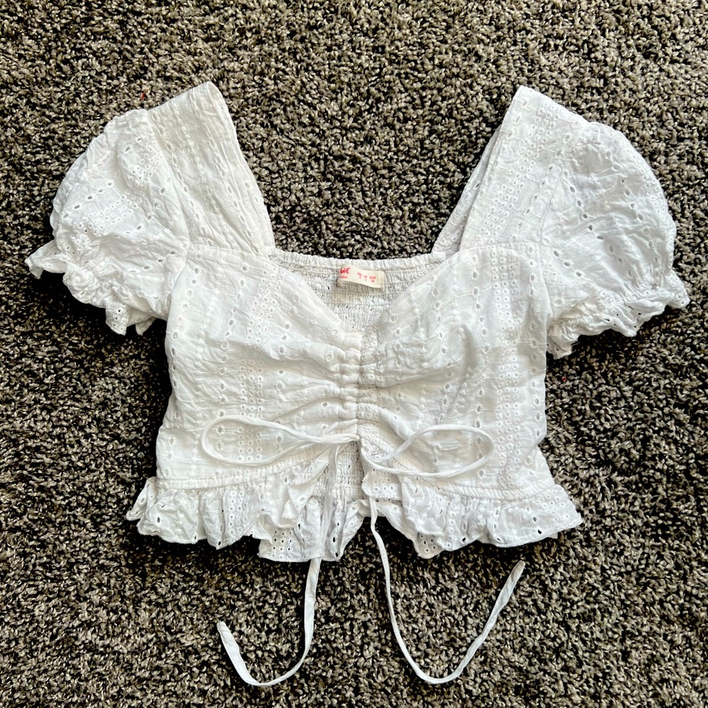 Eyelet Puff Sleeve Top